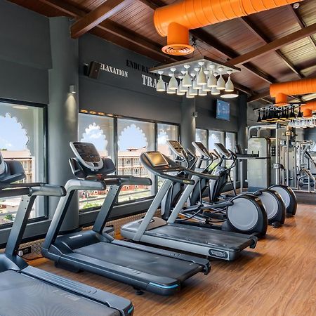 Holiday Resort & Spa A Unit Of S Poddar Group Gandhidham Bagian luar foto