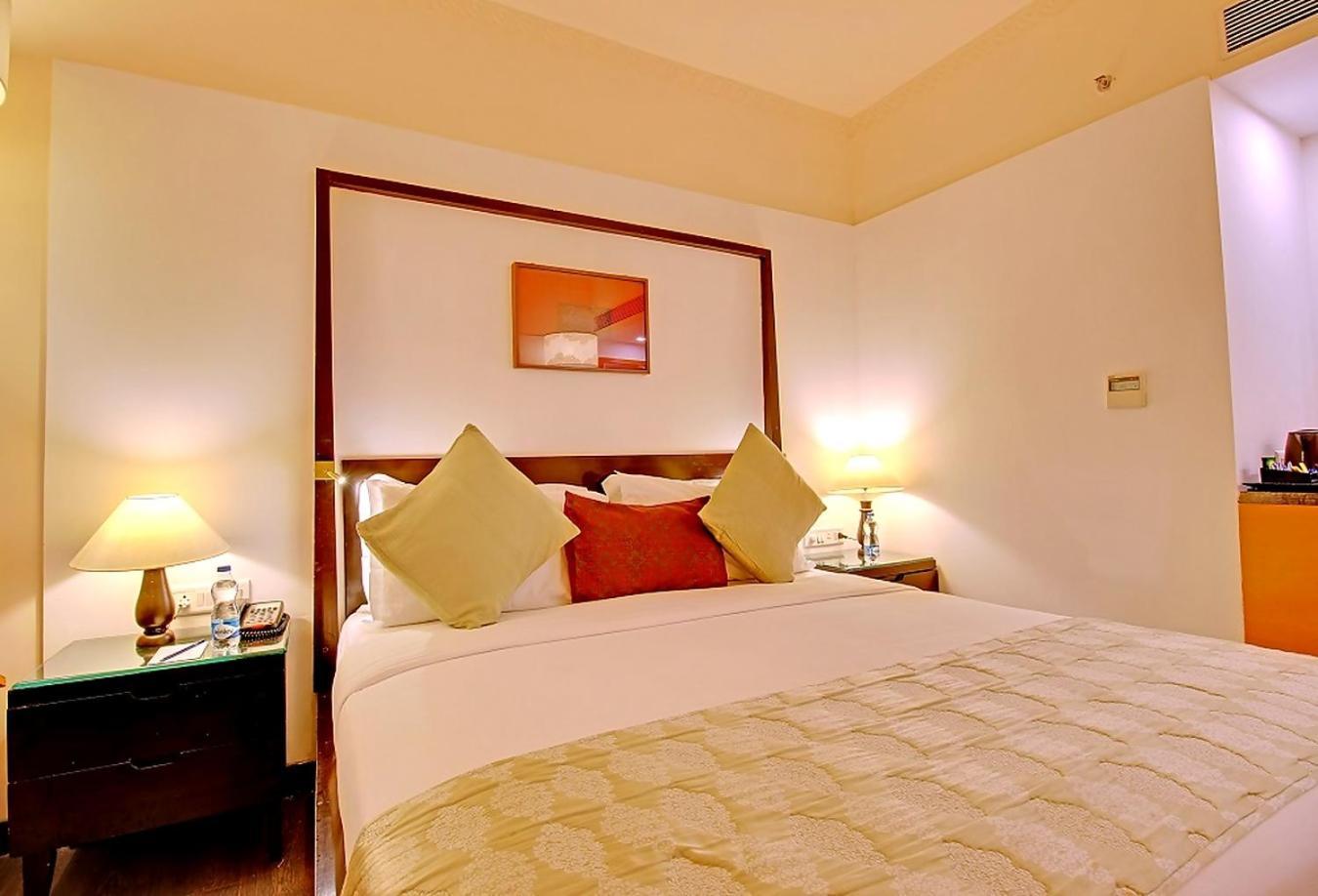 Holiday Resort & Spa A Unit Of S Poddar Group Gandhidham Bagian luar foto